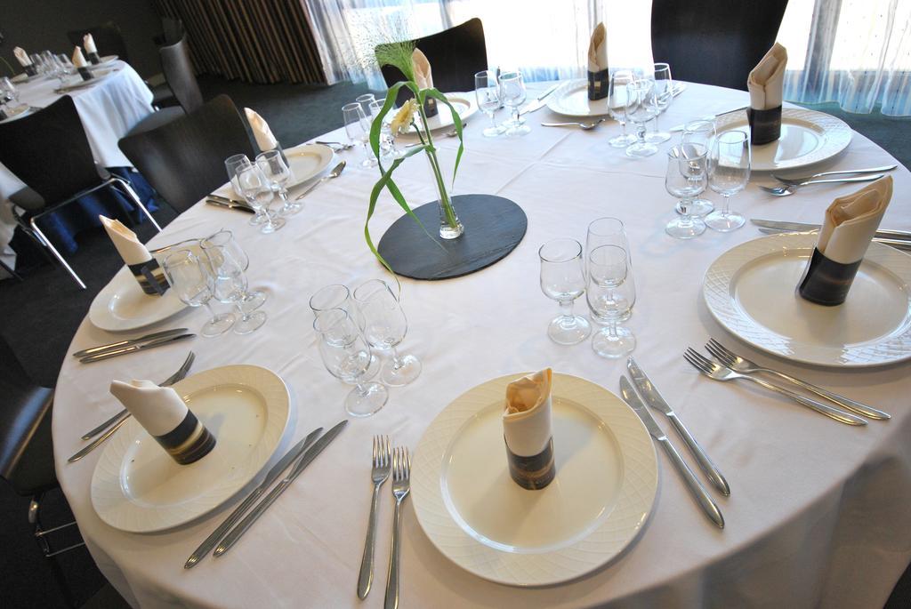 Hotel De Loire Et Restaurant Les Bateliers Trélazé Eksteriør billede